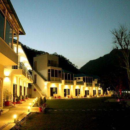 Ezzenza Mahayana Resort & Spa Ришикеш Экстерьер фото