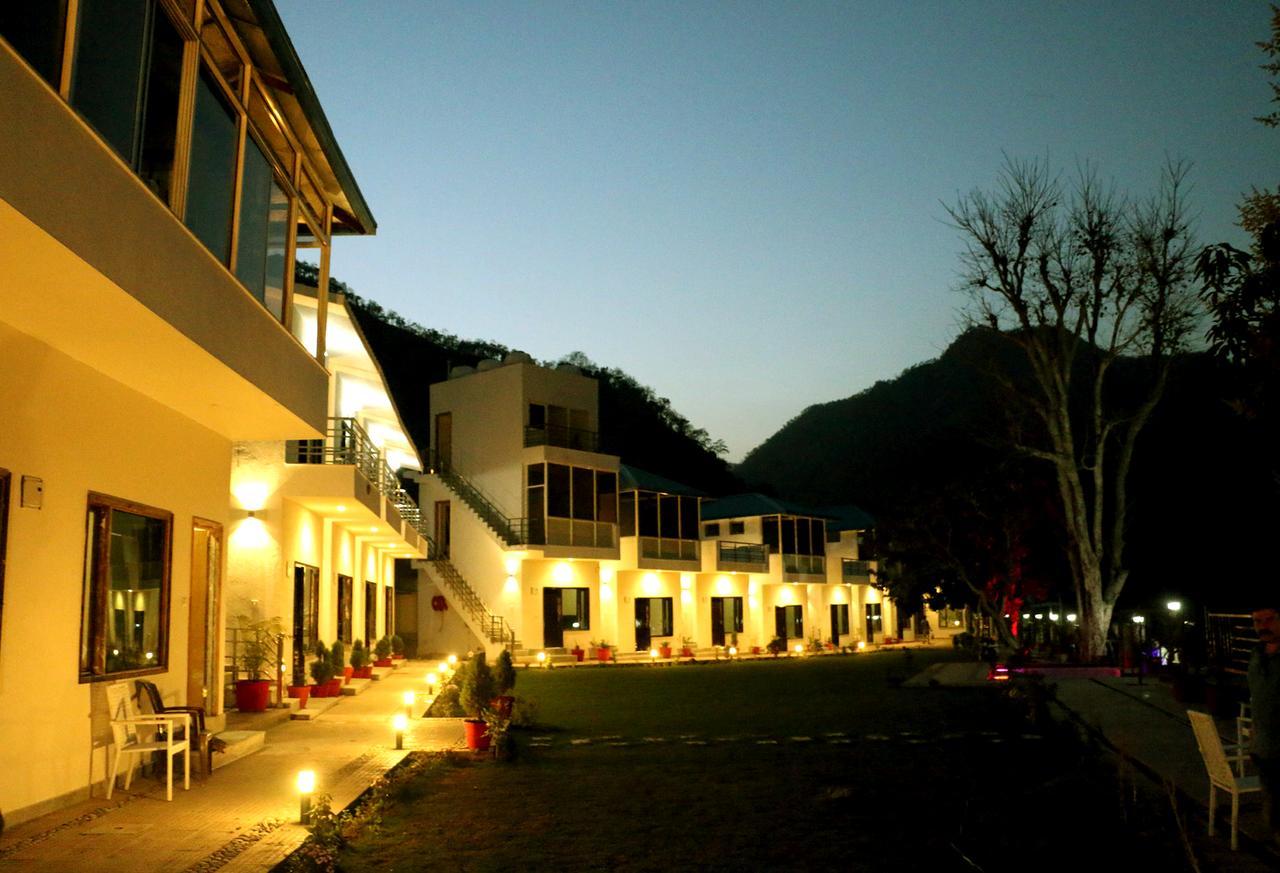 Ezzenza Mahayana Resort & Spa Ришикеш Экстерьер фото